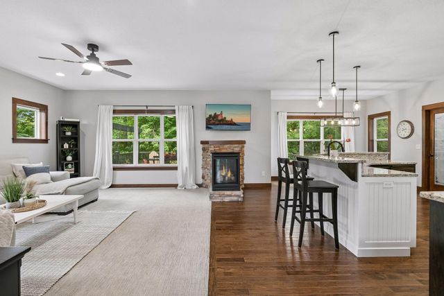 4424 118th Avenue NE, Blaine, MN 55449
