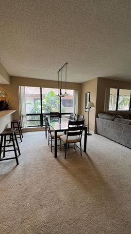 406 Brackenwood Lane S, Palm Beach Gardens, FL 33418