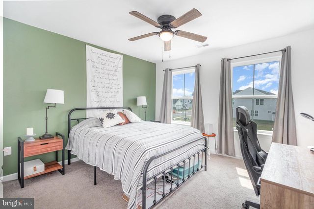 13 SHILLINGTON LANE LN, Carlisle, PA 17013