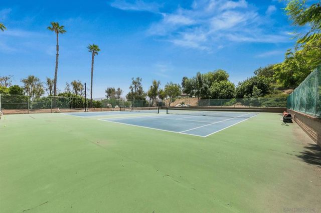 2147 Citrus Tree, Spring Valley, CA 91977