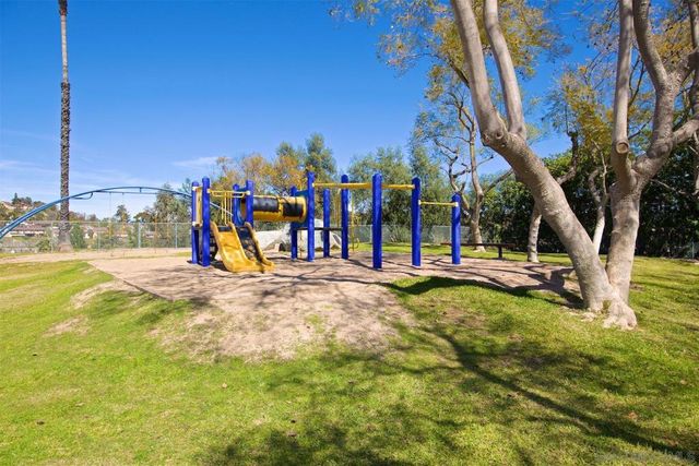 2147 Citrus Tree, Spring Valley, CA 91977