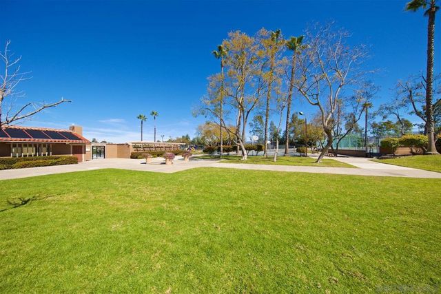 2147 Citrus Tree, Spring Valley, CA 91977