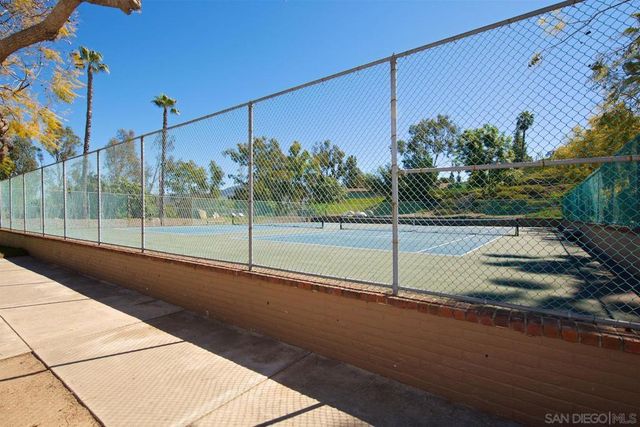 2147 Citrus Tree, Spring Valley, CA 91977