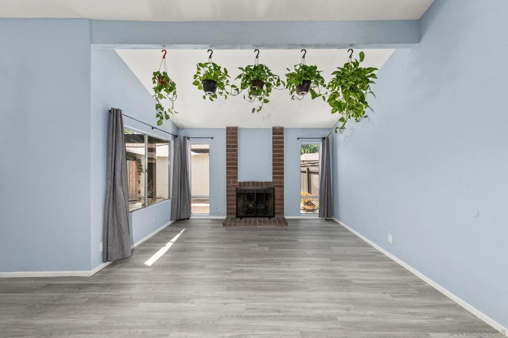 2147 Citrus Tree, Spring Valley, CA 91977