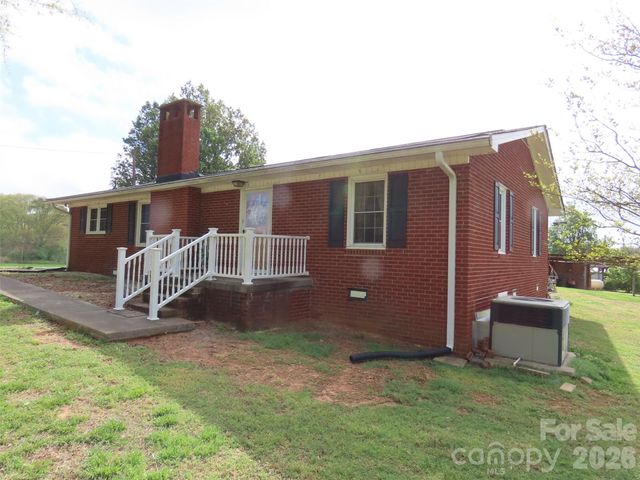 2724 Lucy Short Cut Road, Marshville, NC 28103