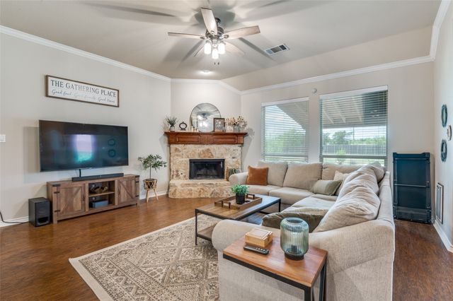 12332 Wagon Bow Drive, Burleson, TX 76028