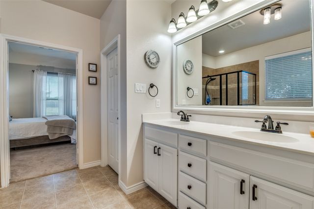 12332 Wagon Bow Drive, Burleson, TX 76028