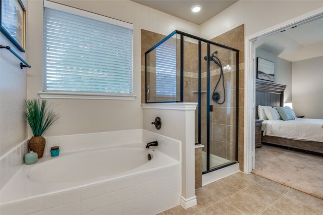 12332 Wagon Bow Drive, Burleson, TX 76028