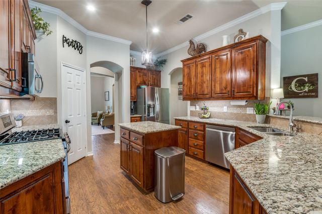 12332 Wagon Bow Drive, Burleson, TX 76028