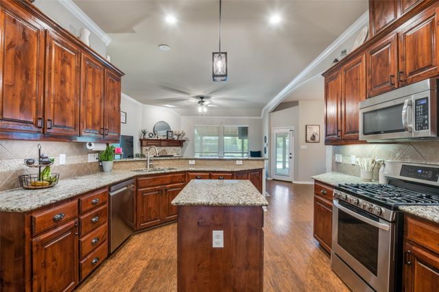 12332 Wagon Bow Drive, Burleson, TX 76028