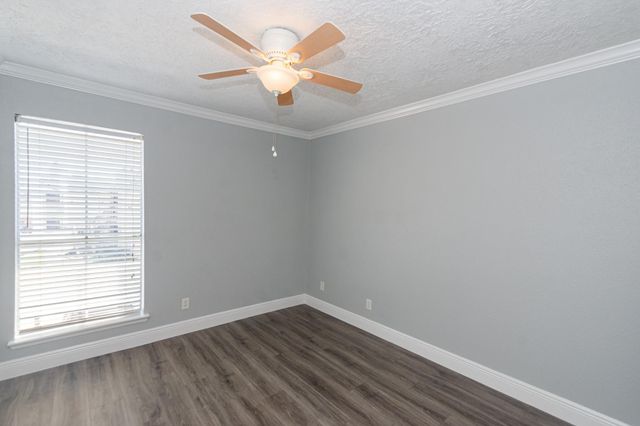 3919 Fairmont Parkway 238, Pasadena, TX 77504