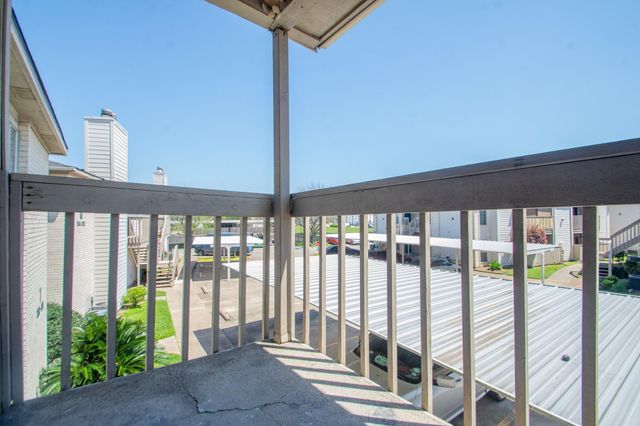 3919 Fairmont Parkway 238, Pasadena, TX 77504