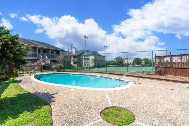 3919 Fairmont Parkway 238, Pasadena, TX 77504