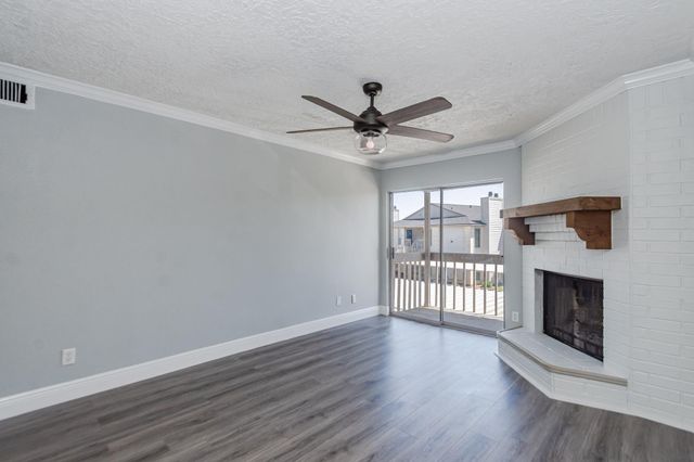 3919 Fairmont Parkway 238, Pasadena, TX 77504