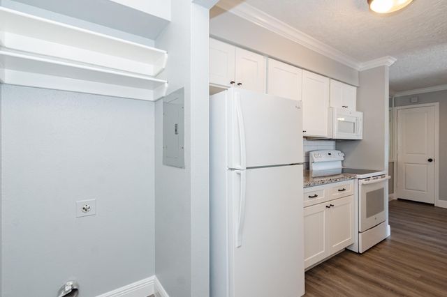 3919 Fairmont Parkway 238, Pasadena, TX 77504