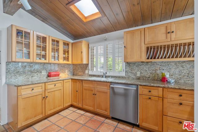 913 Chattanooga Avenue, Pacific Palisades (los Angeles), CA 90272