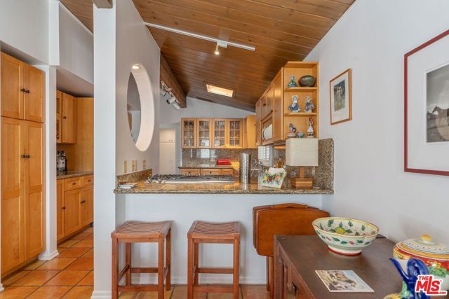 913 Chattanooga Avenue, Pacific Palisades (los Angeles), CA 90272