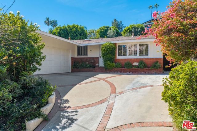 913 Chattanooga Avenue, Pacific Palisades (los Angeles), CA 90272