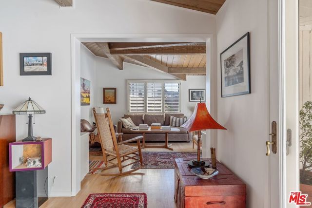 913 Chattanooga Avenue, Pacific Palisades (los Angeles), CA 90272