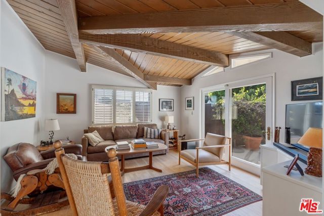 913 Chattanooga Avenue, Pacific Palisades (los Angeles), CA 90272