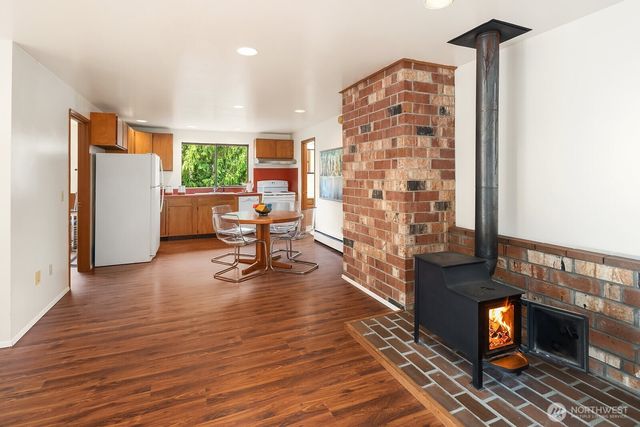 2958 72nd Avenue SE, Mercer Island, WA 98040