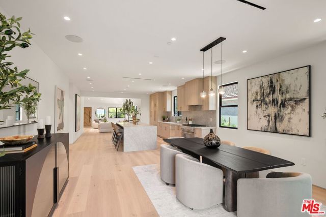 2725 Midvale Avenue, Los Angeles, CA 90064