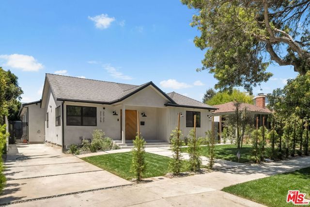 2725 Midvale Avenue, Los Angeles, CA 90064