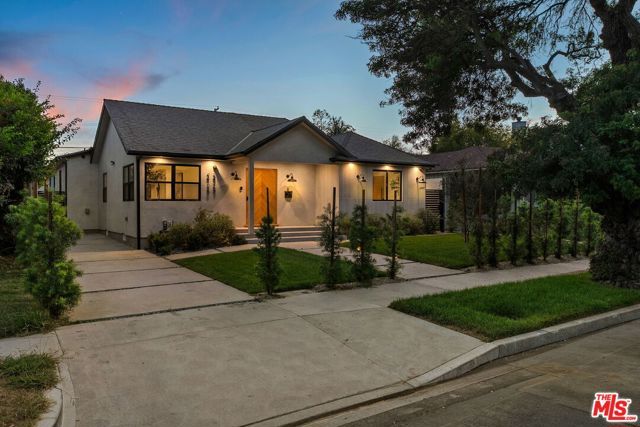 2725 Midvale Avenue, Los Angeles, CA 90064
