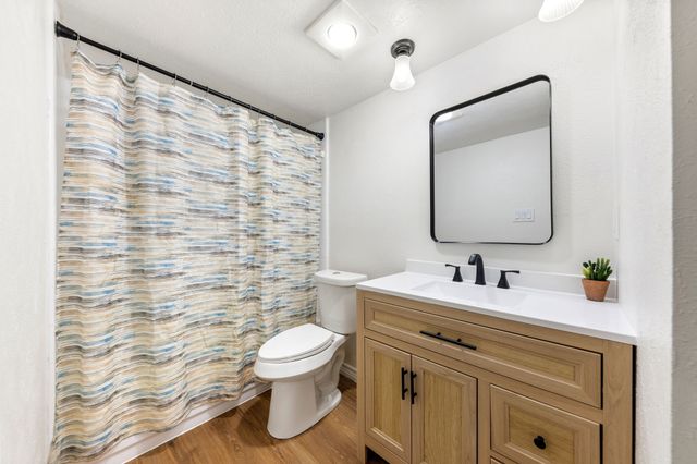 809 Levelland Drive, Arlington, TX 76017