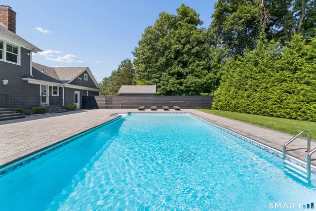 19 West Ridge Road, New Fairfield, CT 06812