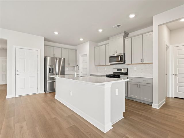 408 Upland water Court, Spartanburg, SC 29301