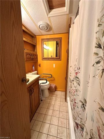 4531 Pilgrims WAY E, Estero, FL 33928