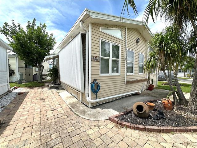 4531 Pilgrims WAY E, Estero, FL 33928