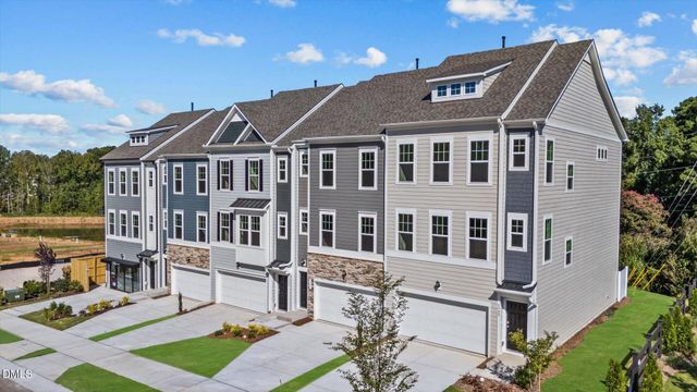 5900 Dunzo Drive, Raleigh, NC 27617