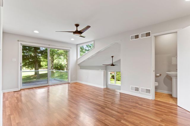 6566 FAIRWAY DR W, Fayetteville, PA 17222