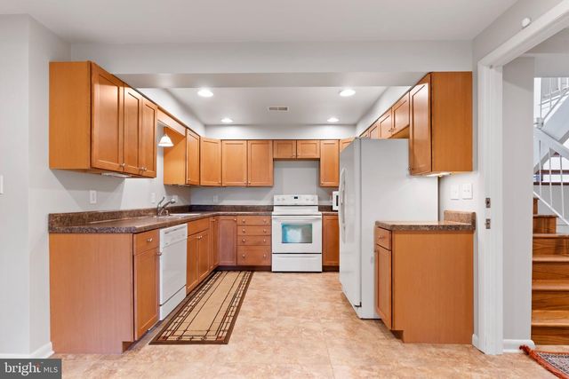 6566 FAIRWAY DR W, Fayetteville, PA 17222