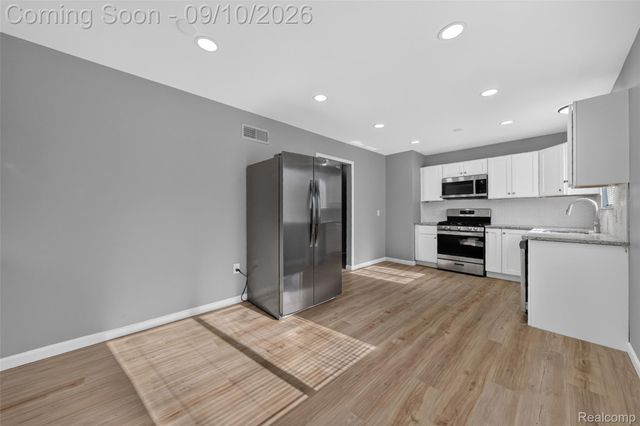 24935 Trombley Street, Harrison Charter Township, MI 48045