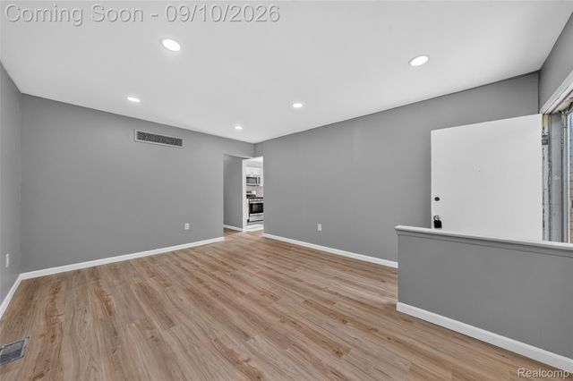 24935 Trombley Street, Harrison Charter Township, MI 48045