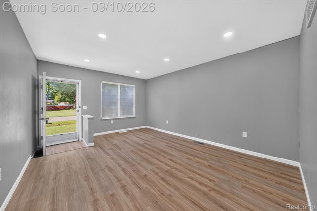 24935 Trombley Street, Harrison Charter Township, MI 48045