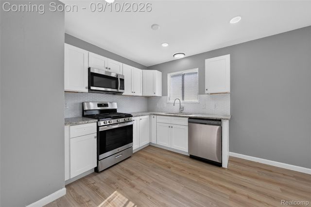 24935 Trombley Street, Harrison Charter Township, MI 48045