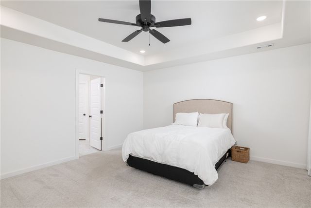 1575 N Pershing Street, Fayetteville, AR 72704