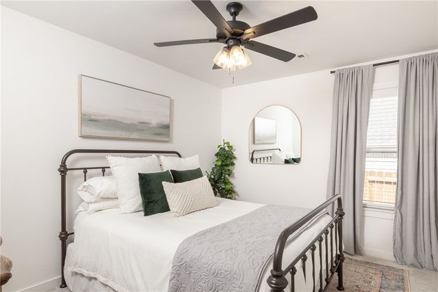 1575 N Pershing Street, Fayetteville, AR 72704