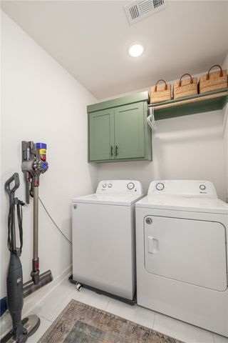 1575 N Pershing Street, Fayetteville, AR 72704