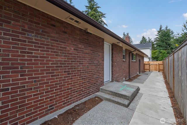 111 NW 140th Street, Seattle, WA 98177