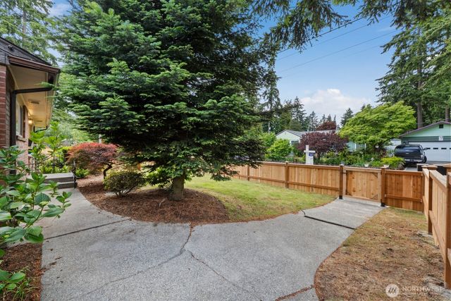 111 NW 140th Street, Seattle, WA 98177