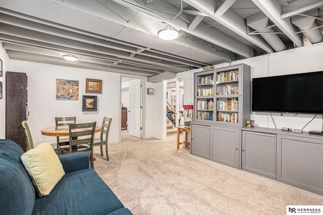 2344 S 61st Street, Lincoln, NE 68506
