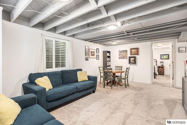 2344 S 61st Street, Lincoln, NE 68506