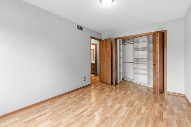 3001 Payne Avenue, Little Canada, MN 55117