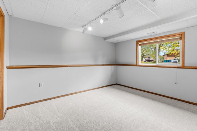 3001 Payne Avenue, Little Canada, MN 55117