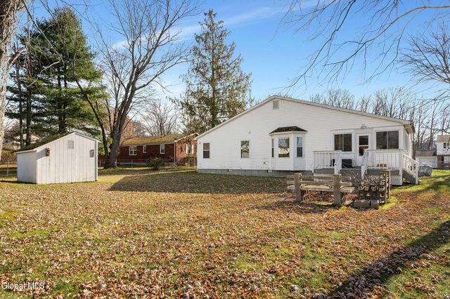 36 Bloomingdale Avenue, East Greenbush, NY 12061